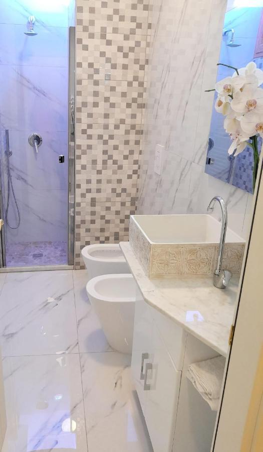 La Vigna Del Vento Bed & Breakfast Casola di Napoli ภายนอก รูปภาพ