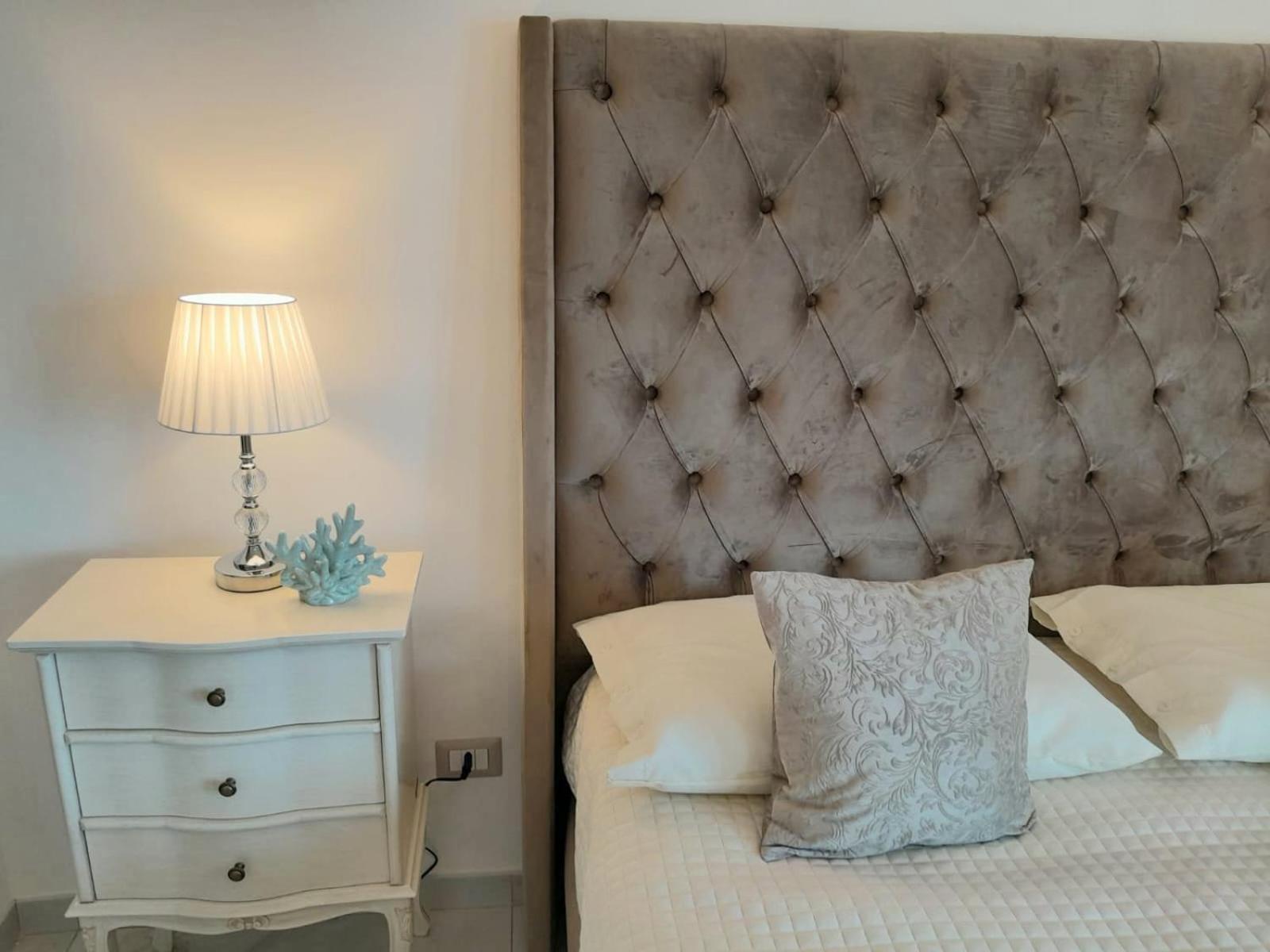 La Vigna Del Vento Bed & Breakfast Casola di Napoli ภายนอก รูปภาพ