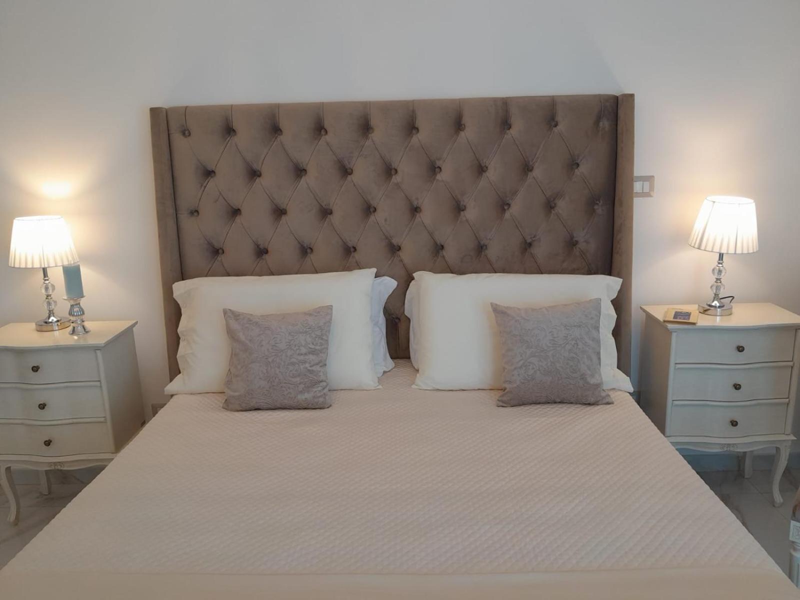 La Vigna Del Vento Bed & Breakfast Casola di Napoli ภายนอก รูปภาพ