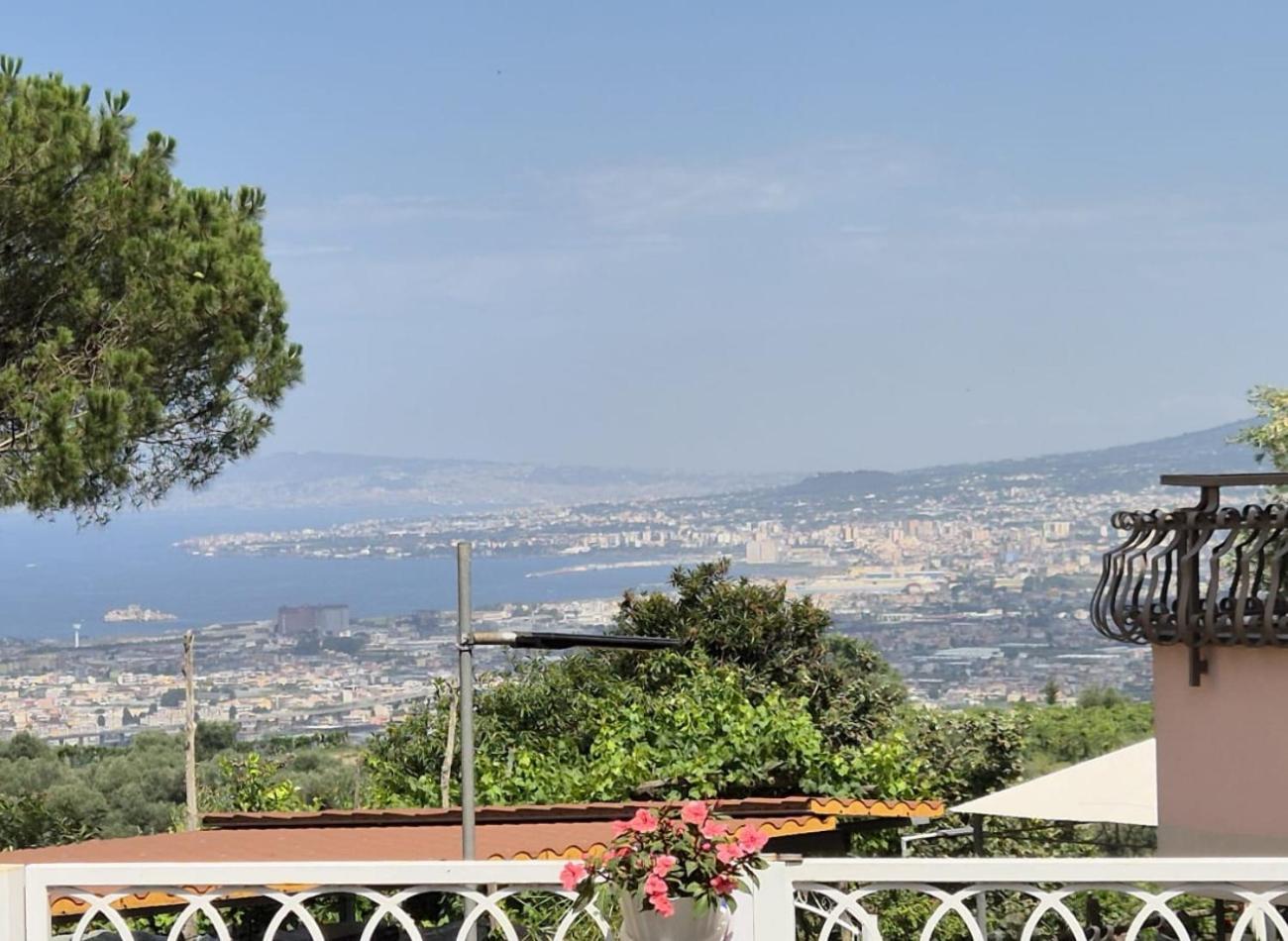 La Vigna Del Vento Bed & Breakfast Casola di Napoli ภายนอก รูปภาพ